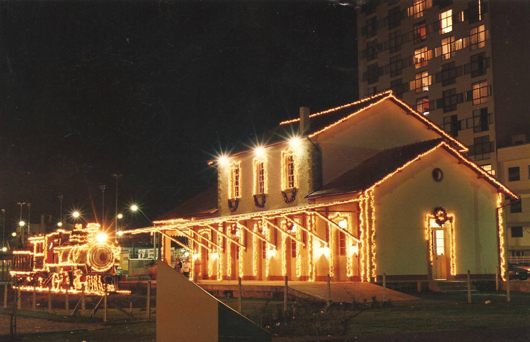 Casa da Memória Iluminada para o Natal - Dezembro de 1996