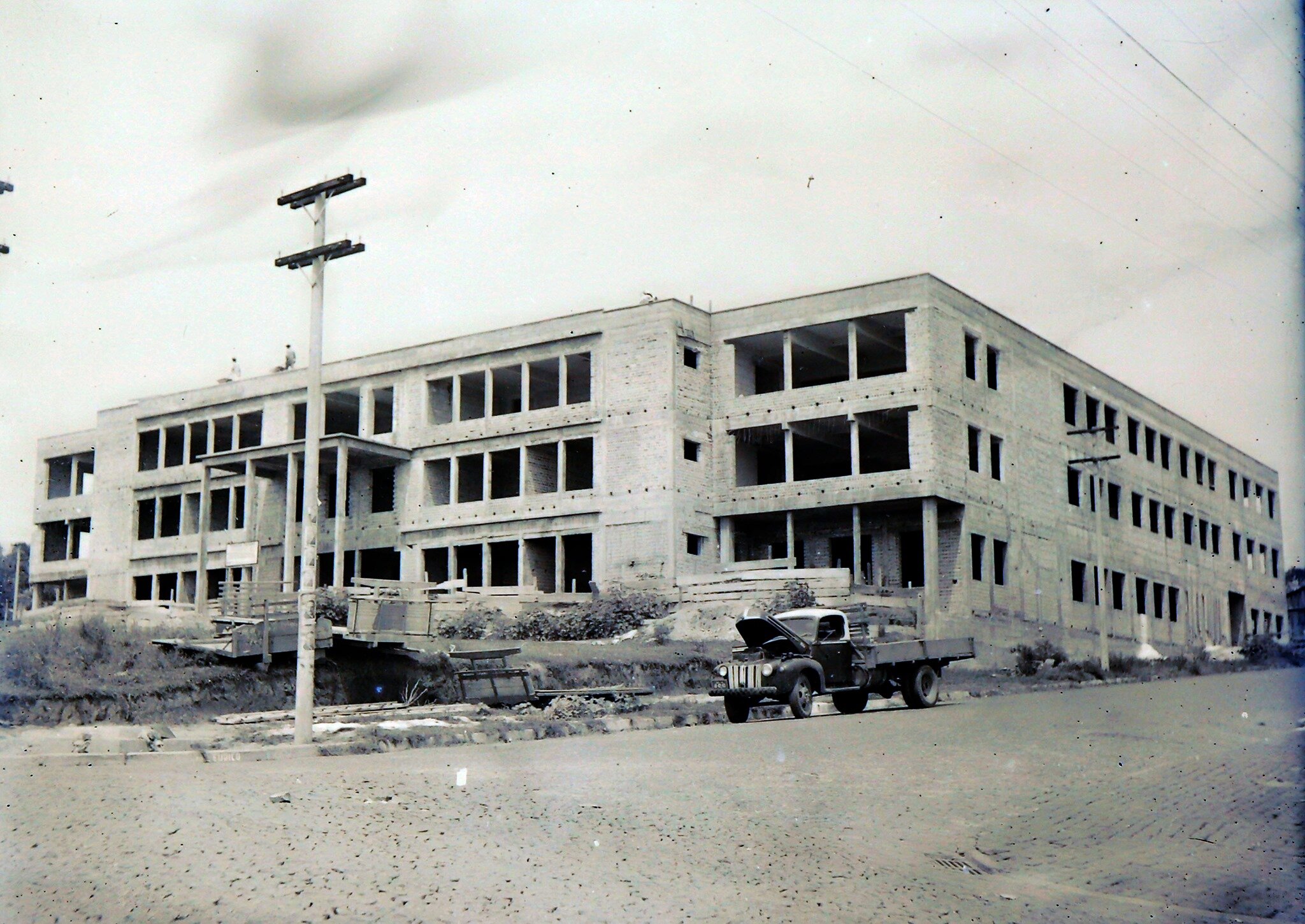 Construção do campus central da UEPG - Década de 1960