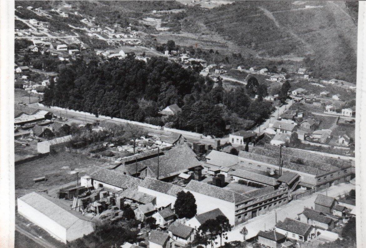Avenida Carlos Cavalcanti - Década de 1960