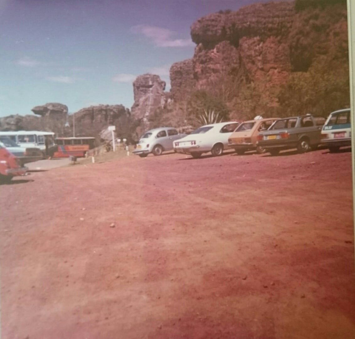 Estacionamento do Parque Vila Velha - Década de 1980