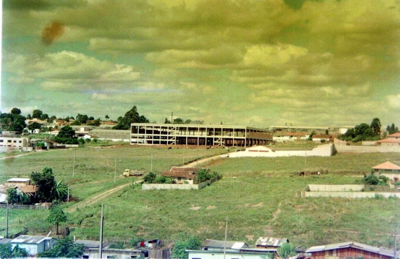 Construção do Tozetto do Jardim Carvalho - Década de 1990
