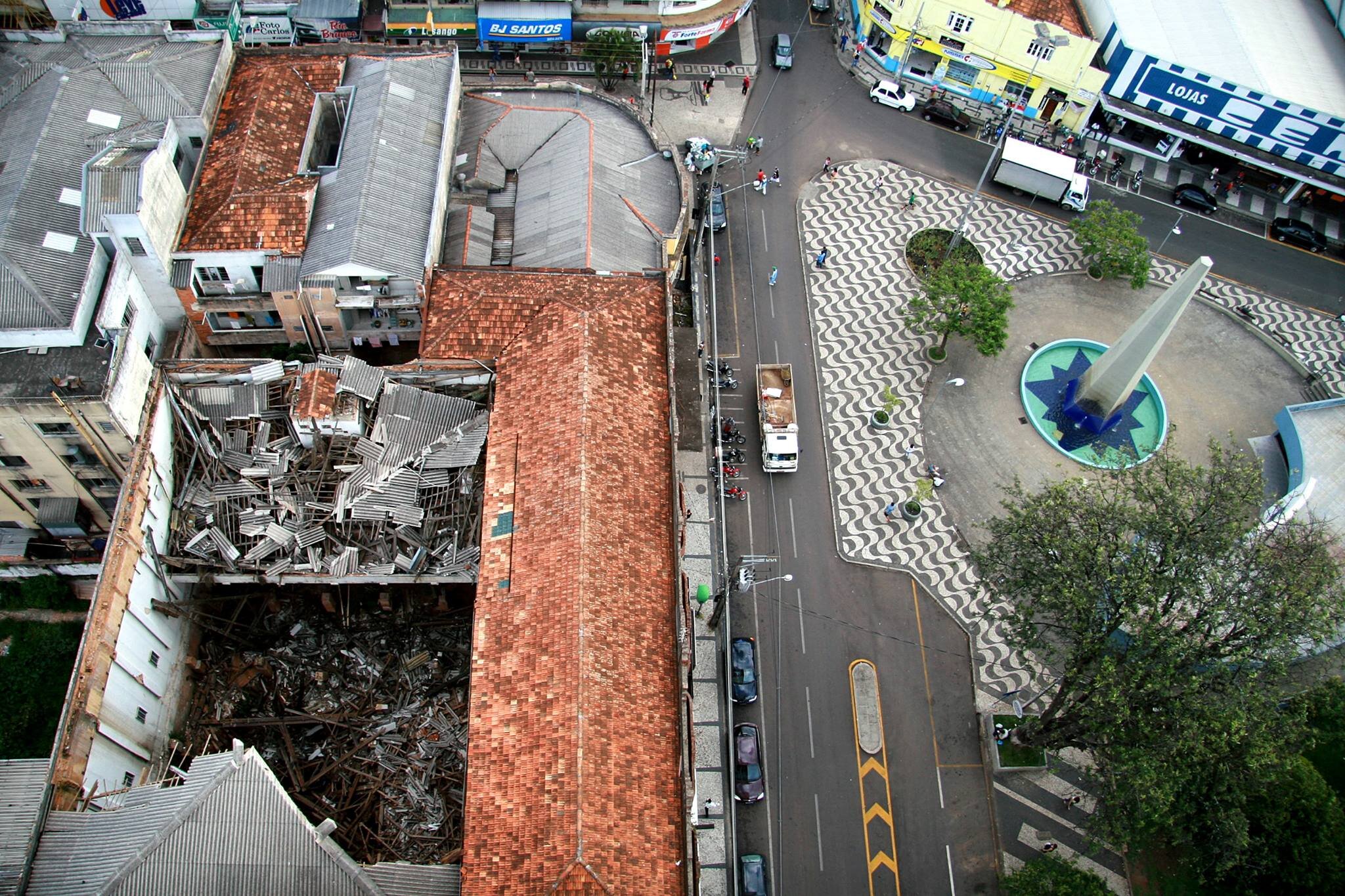 Antes da demolição do Cine Império - 2014